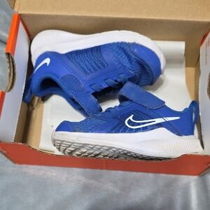 Nike Kids Royal Blue Velcro Sneakers with White Swoosh